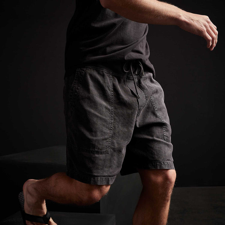 Linen Utility Short in Magma Pigment | James Perse Los Angeles 