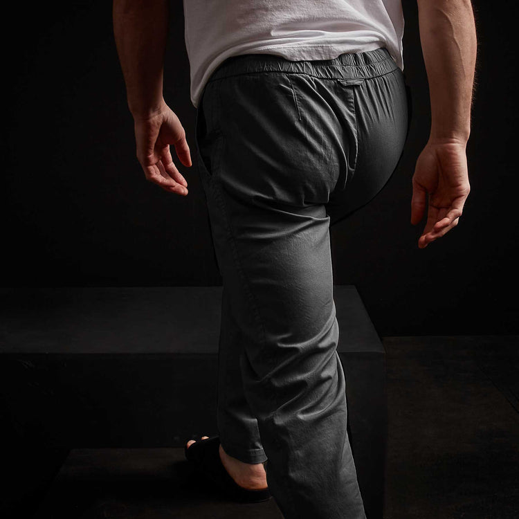 Stretch Canvas Work Pant - Magma Pigment | James Perse Los Angeles