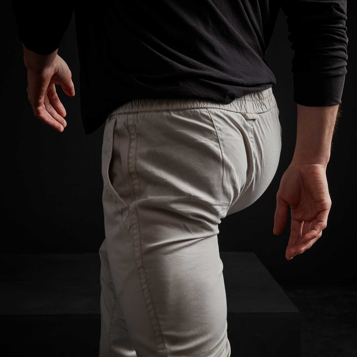 Stretch Canvas Work Pant In Salt Pigment | James Perse Los Angeles