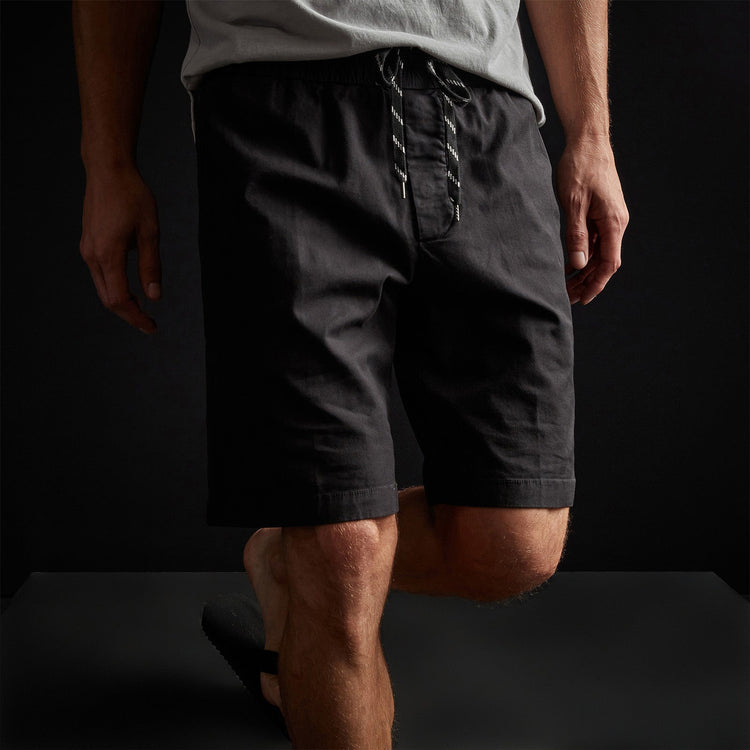 Stretch Canvas Work Short In Black | James Perse Los Angeles
