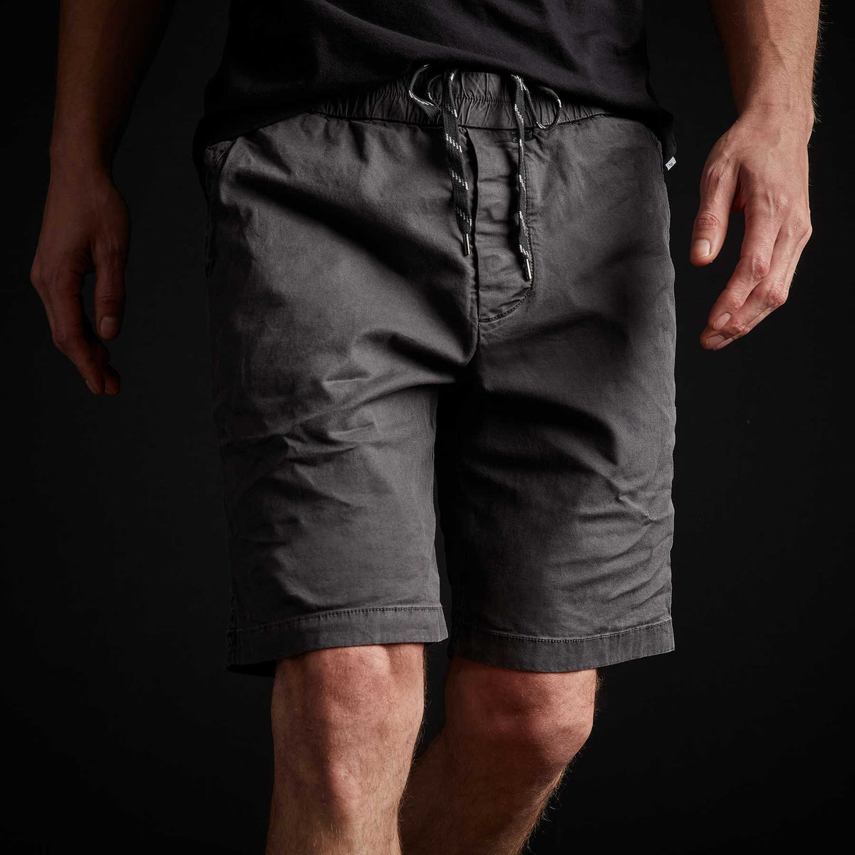 Stretch Canvas Work Short - Magma Pigment | James Perse Los Angeles