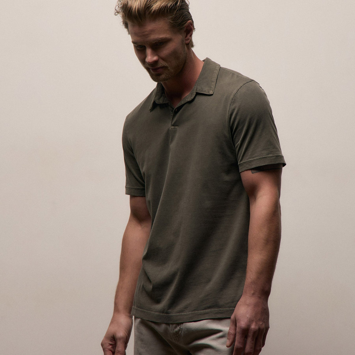 Sueded Jersey Polo in Platoon Pigment | James Perse Los Angeles