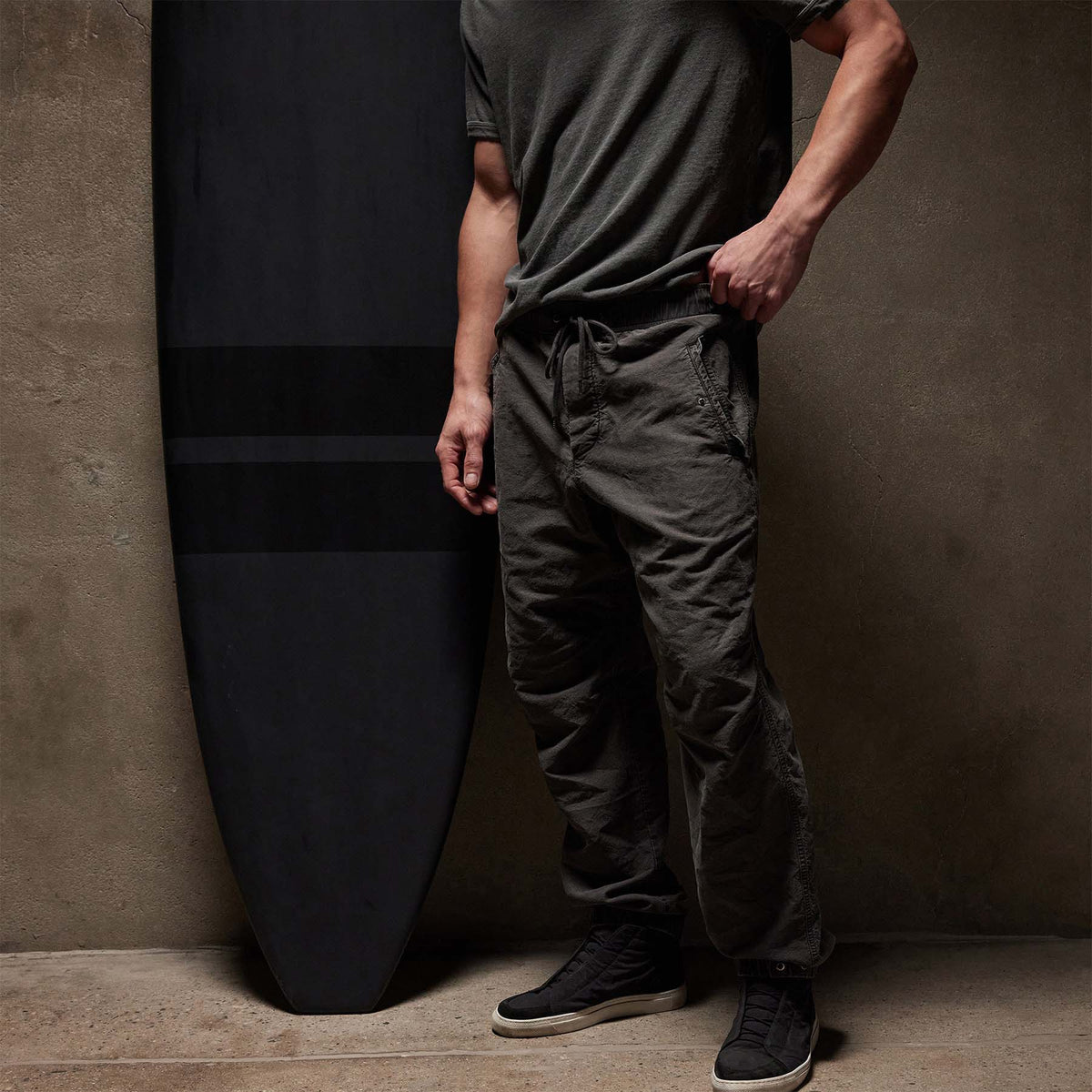 Cotton Hemp Flight Pant in Pipe Pigment | James Perse Los Angeles