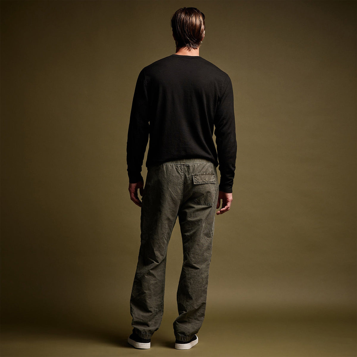 Textured Flight Pant in Palm Pigment | James Perse Los Angeles