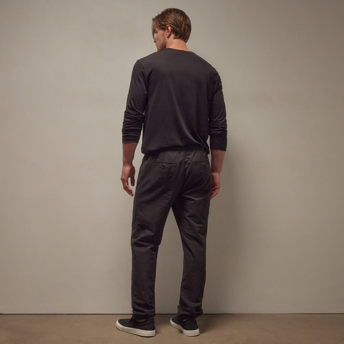 Textured Relaxed Pant in Black | James Perse Los Angeles