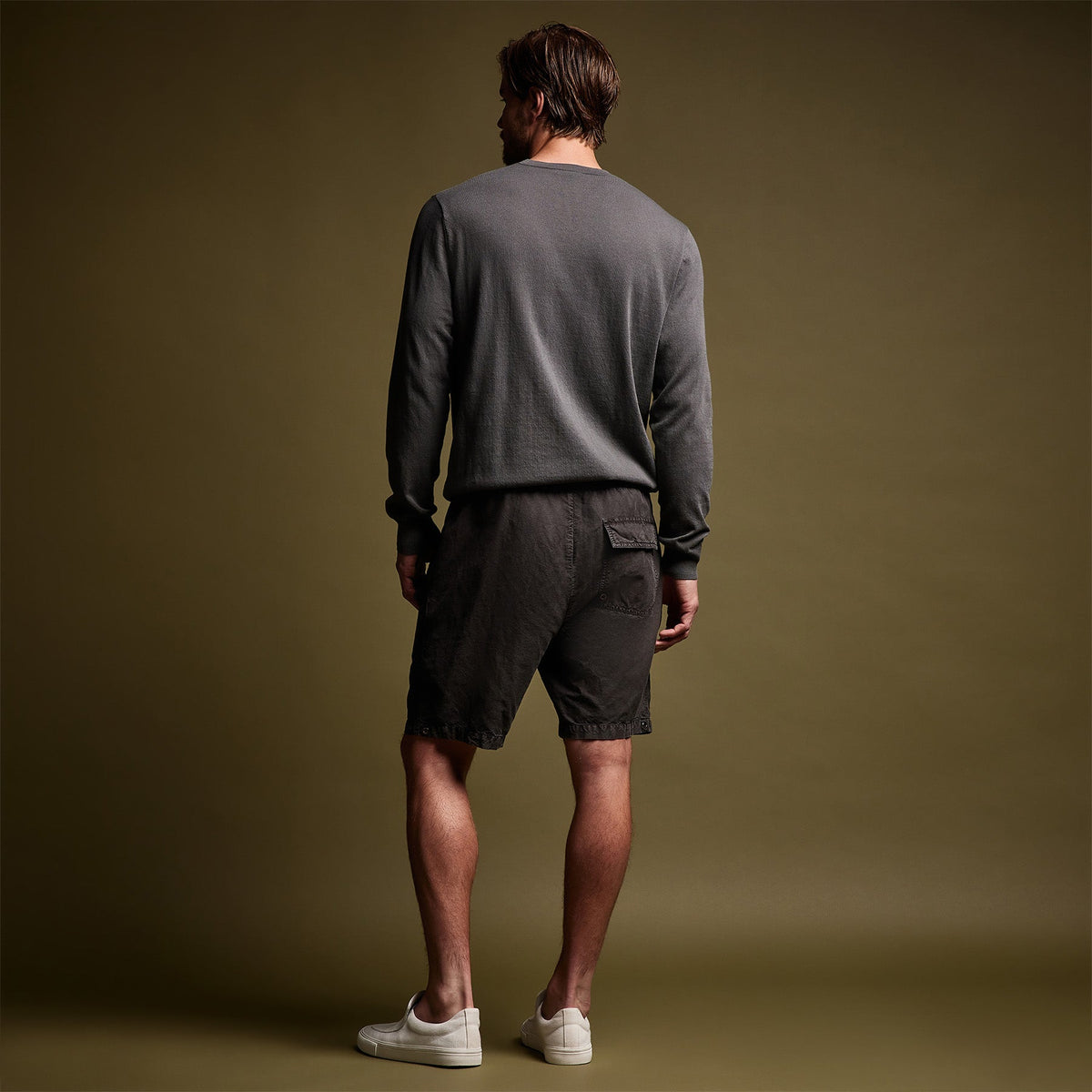 Textured Cotton Hemp Short in Magma Pigment | James Perse Los Angeles