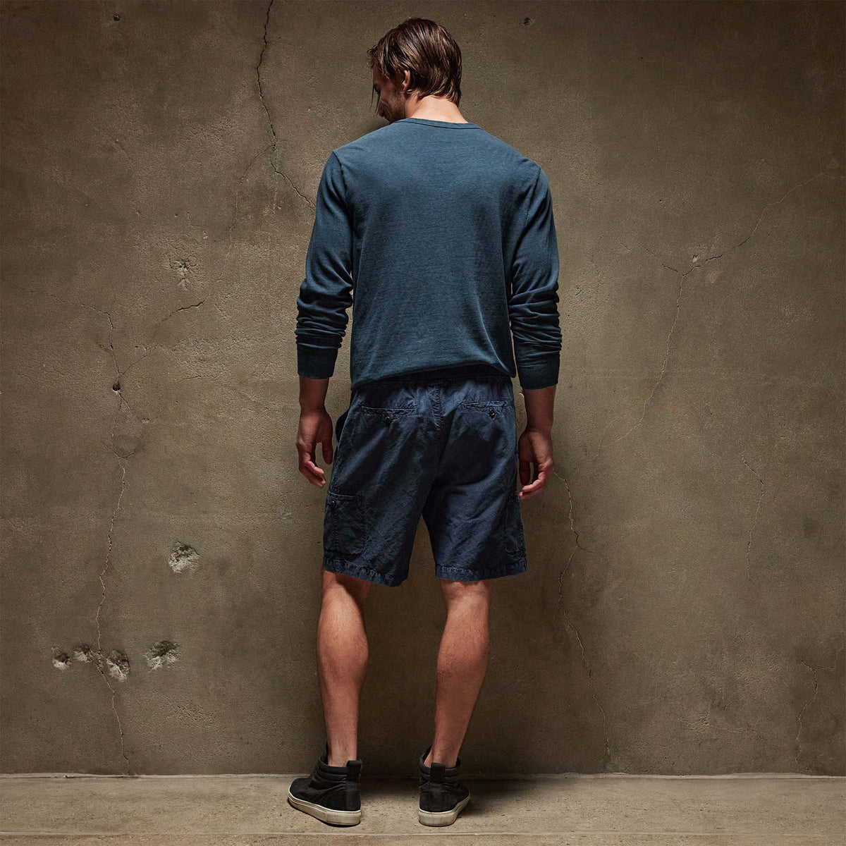 Relaxed Fit Hemp Cotton Short in Imperial Pigment | James Perse Los Angeles