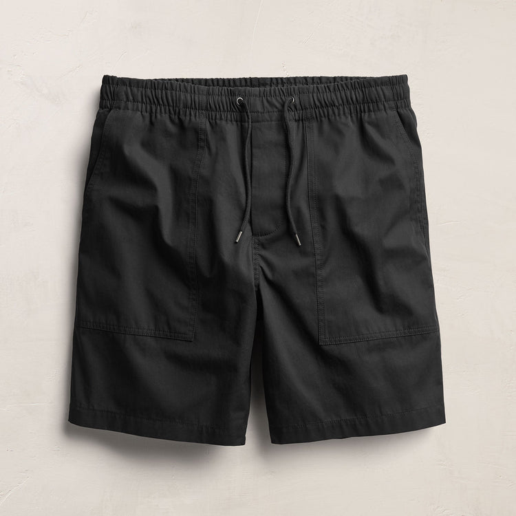 Fine Cotton Twill Patch Pocket Short in Black | James Perse Los Angeles