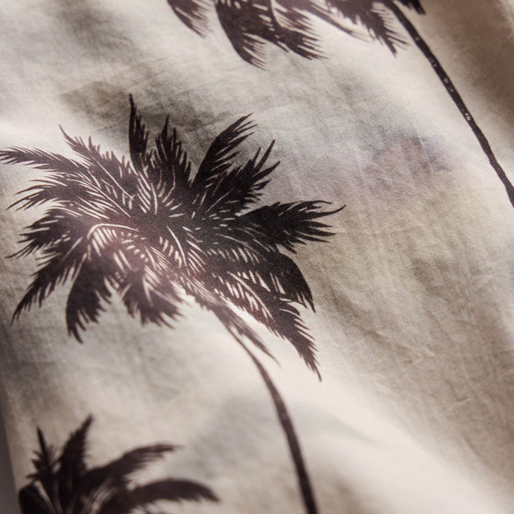 Palm Printed Shirt in Stone | James Perse Los Angeles