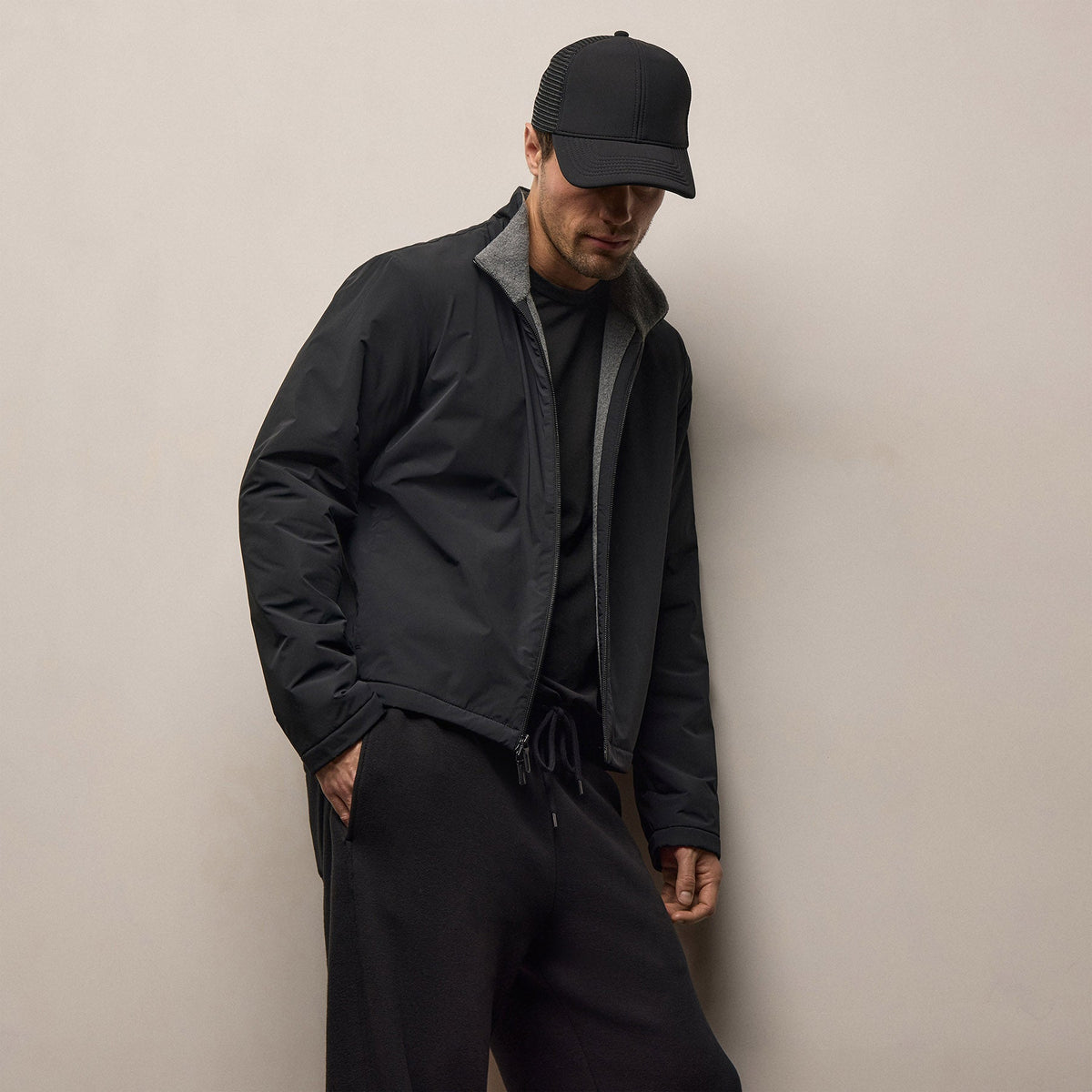 Stretch Sport Jacket in Black | James Perse Los Angeles