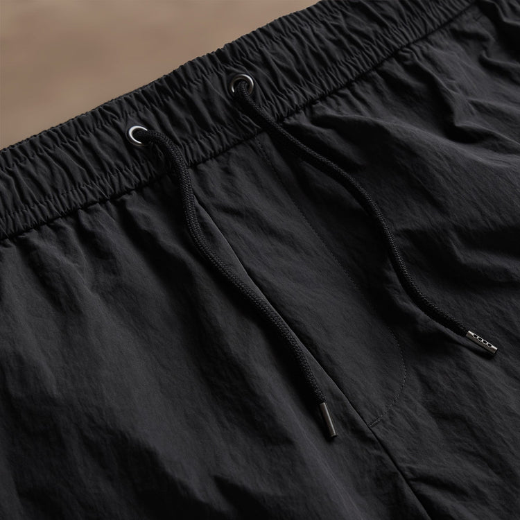 Palm Embroidery Shorts in Black | James Perse Los Angeles