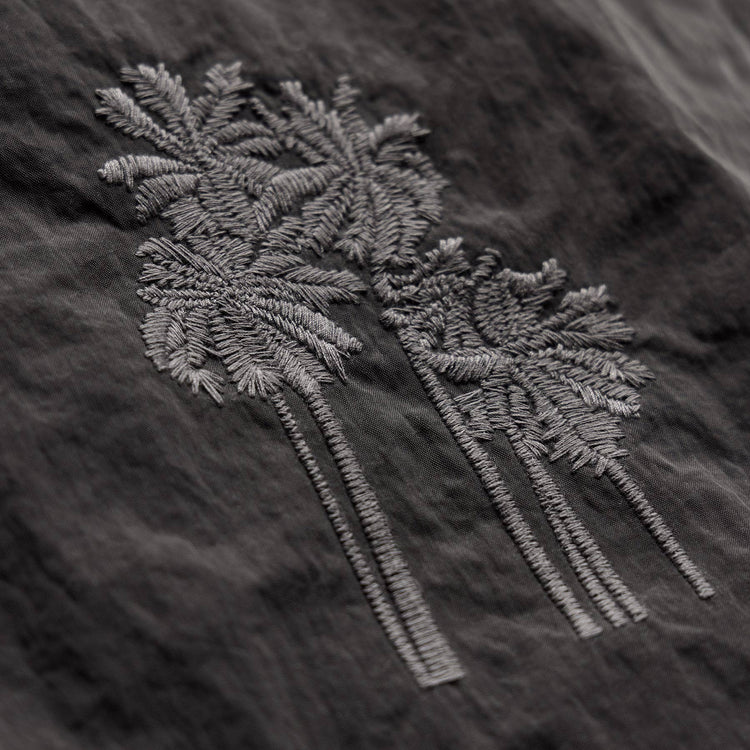 Palm Embroidered Boardshort in Carbon | James Perse Los Angeles