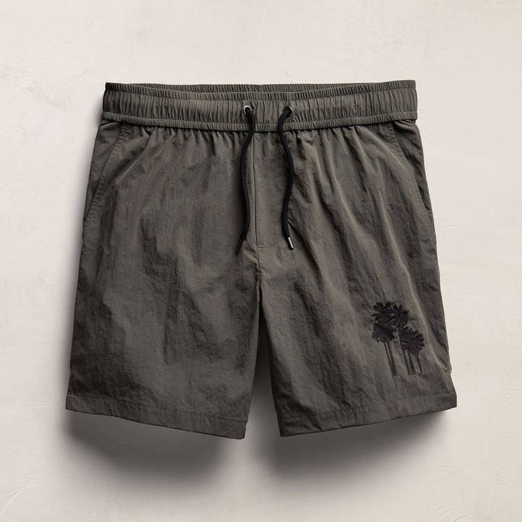 Palm Embroidered Boardshort in Granite | James Perse Los Angeles