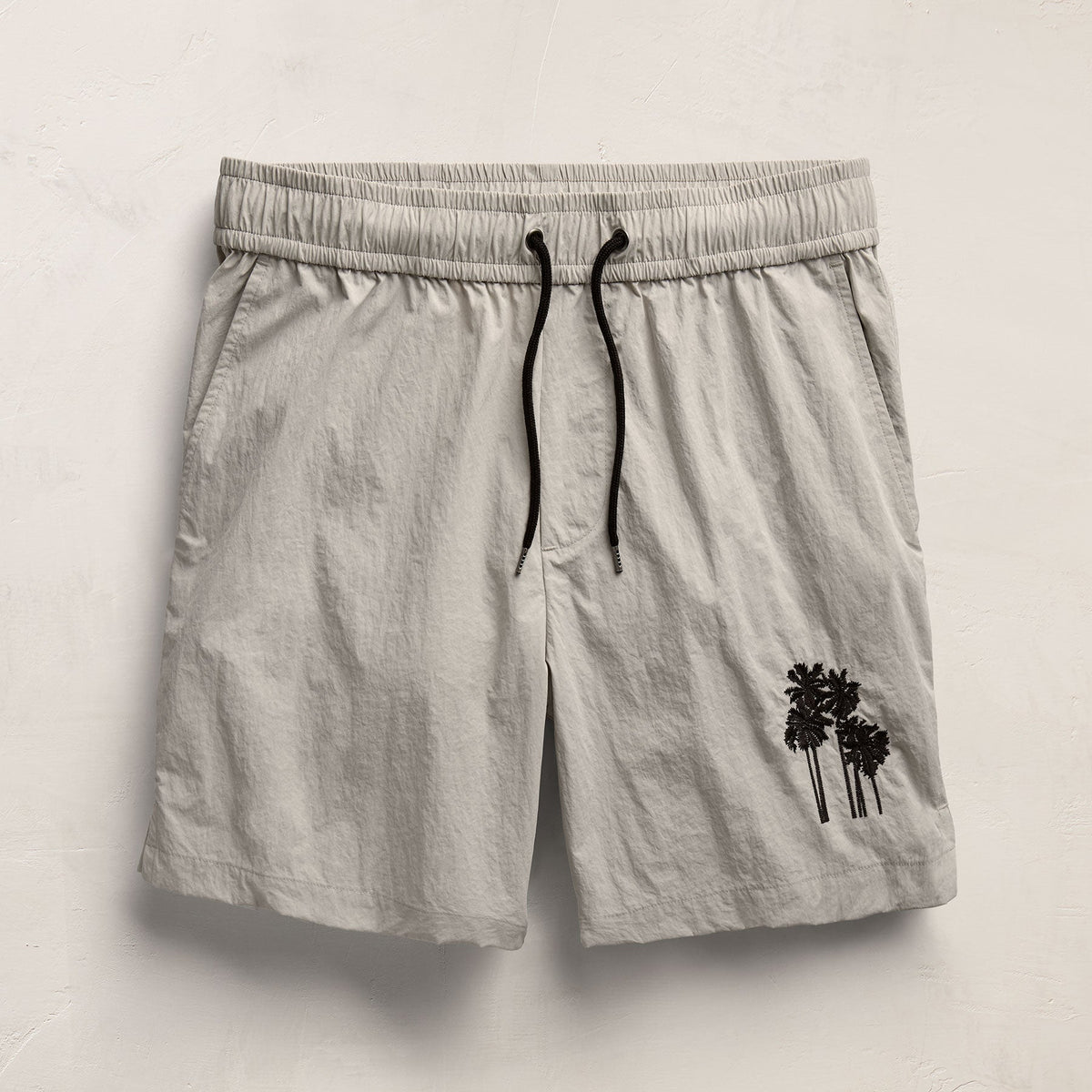 Palm Embroidered Boardshort in Salt | James Perse Los Angeles