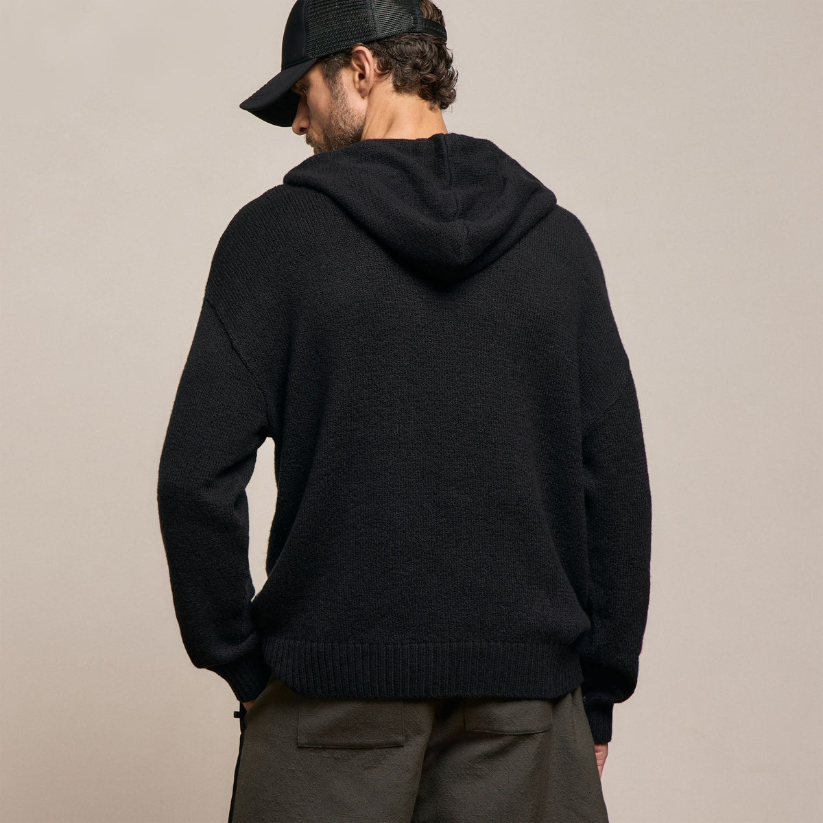Stretch Cotton Hoodie in Black | James Perse Los Angeles