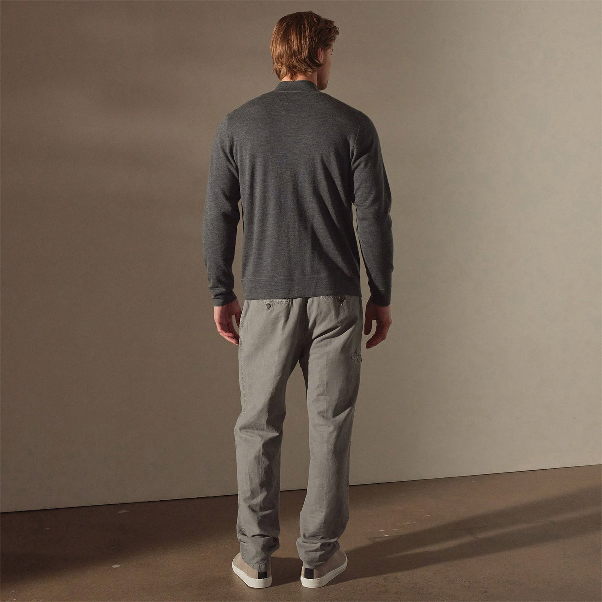 Lightweight Fine Gauge Cashmere Zip Up in Charcoal/stone | James Perse Los Angeles