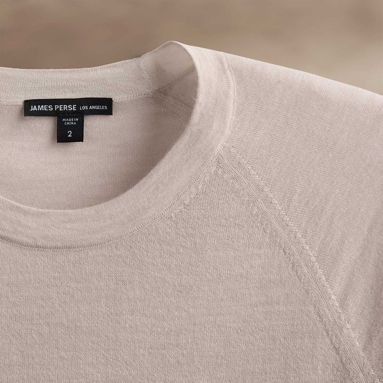 Ultra Fine Cshmr Raglan Crew in Balsa | James Perse Los Angeles