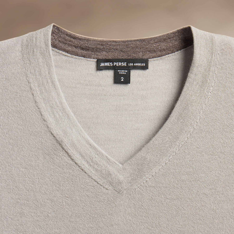 Ultra Fine Cshmr VinNeck Sweater in Concrete | James Perse Los Angeles
