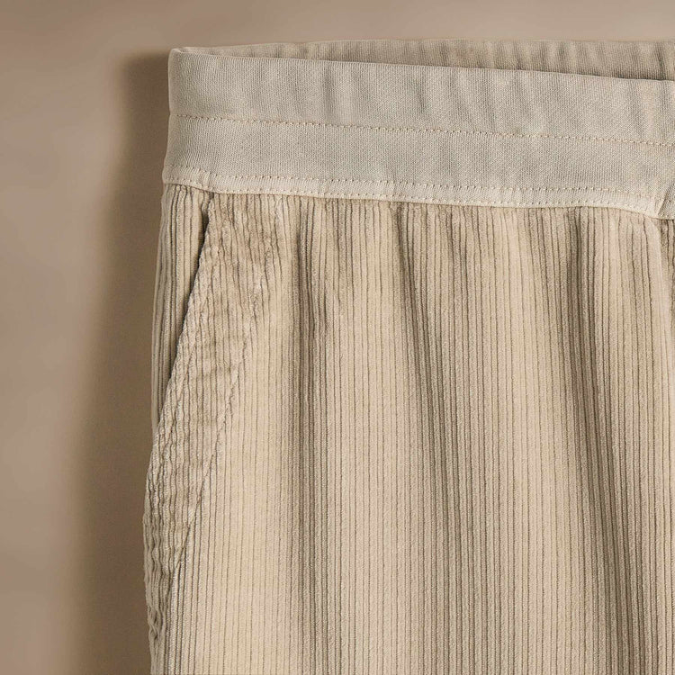 Corduroy Pant in Faint Pigment | James Perse Los Angeles