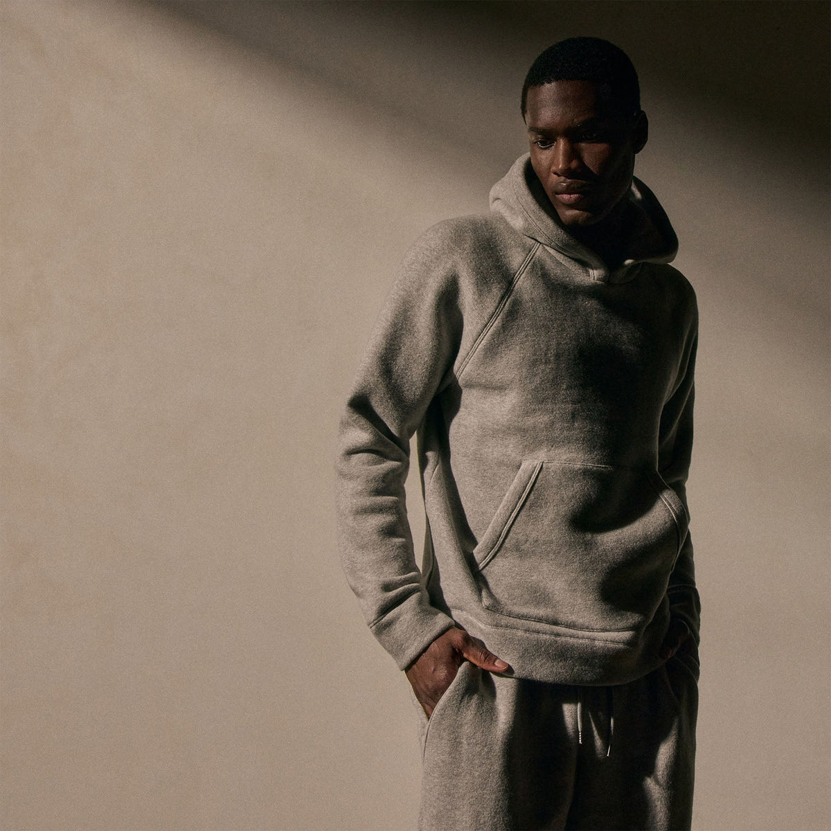 Cozy Hooded Sweatshirt in Heather Grey | James Perse Los Angeles