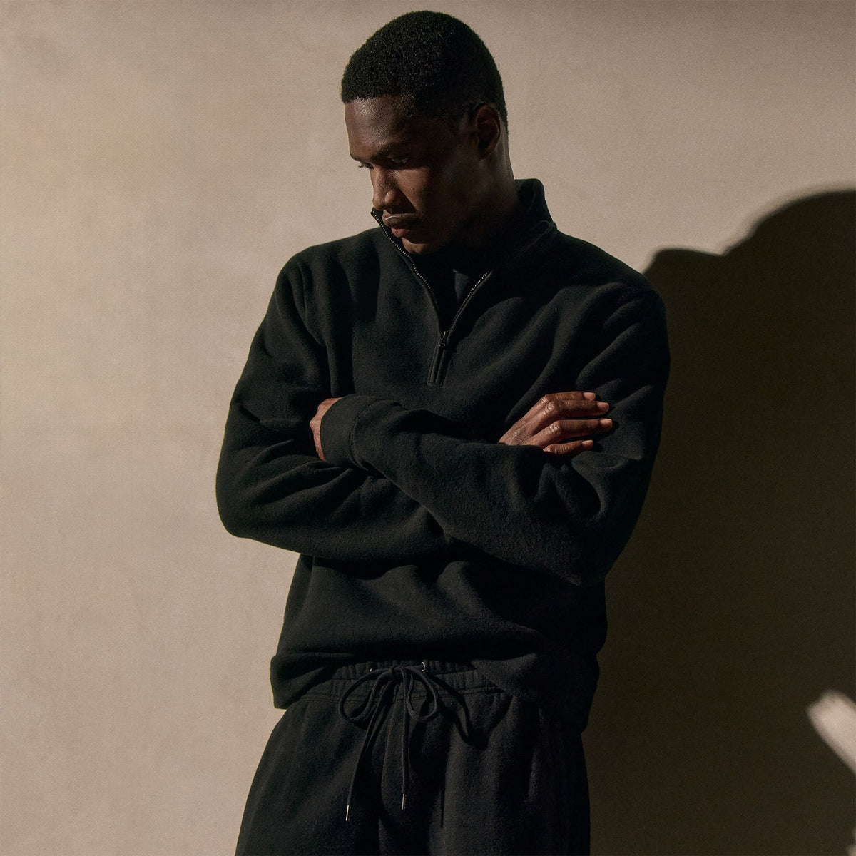 Cozy Half Zip in Black | James Perse Los Angeles