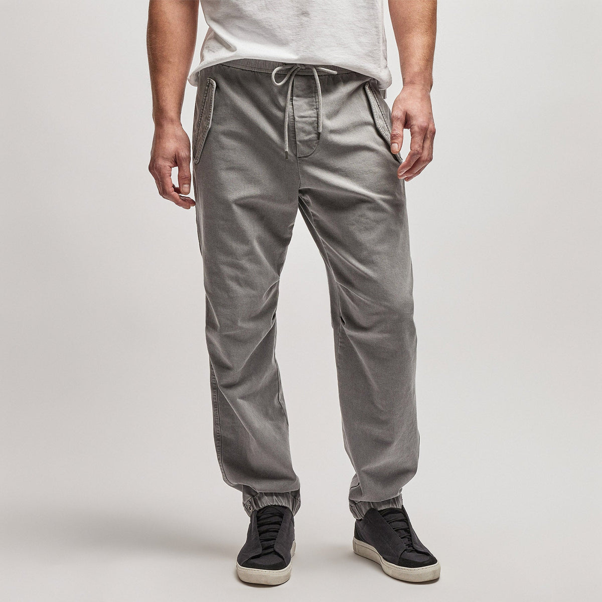 Cotton Terry Flight Pant in Silver Grey Pigment | James Perse Los Angeles