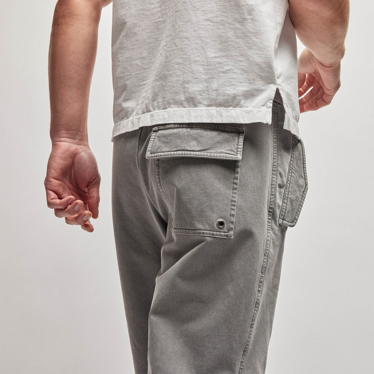 Cotton Terry Flight Pant in Silver Grey Pigment | James Perse Los Angeles