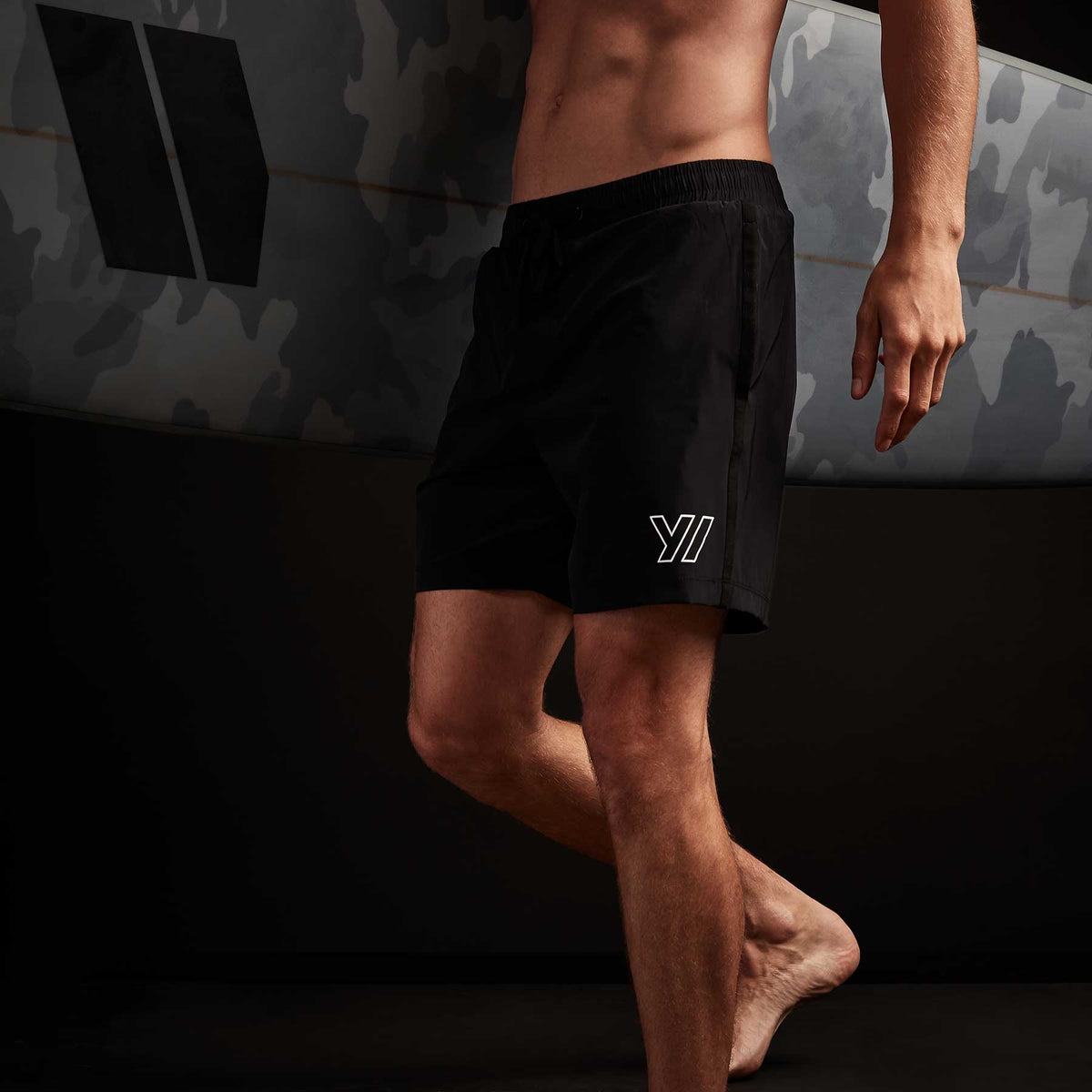 Y/OSEMITE Logo Boardshort In Black/Black | James Perse Los Angeles