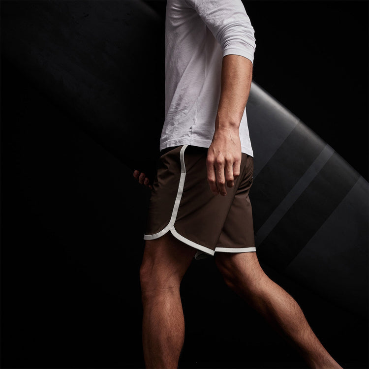 Y/OSEMITE Curved Hem Board Short in Porcupine/Shell | James Perse Los Angeles 