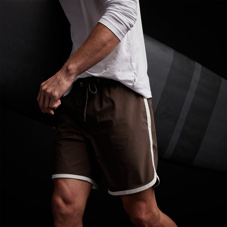Y/OSEMITE Curved Hem Board Short in Porcupine/Shell | James Perse Los Angeles 