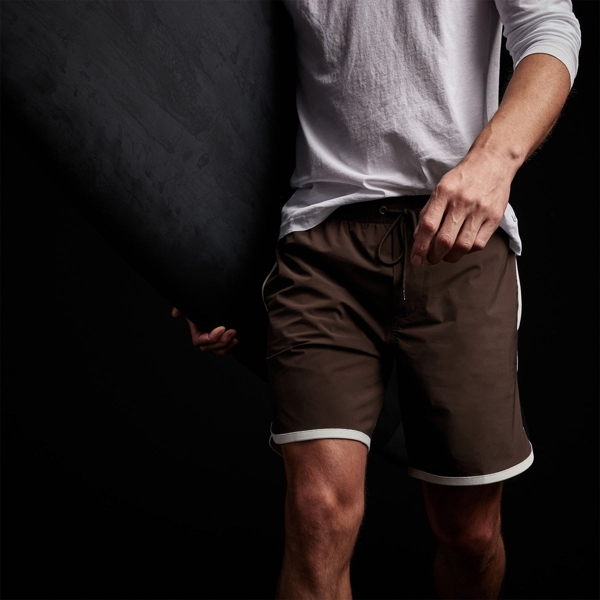 Y/OSEMITE Curved Hem Board Short in Porcupine/Shell | James Perse Los Angeles 