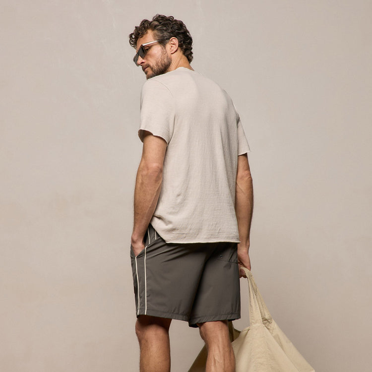 Contrast Piped Boardshort in Granite/Ivory | James Perse Los Angeles