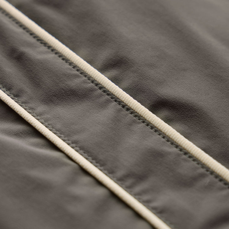 Contrast Piped Boardshort in Granite/Ivory | James Perse Los Angeles