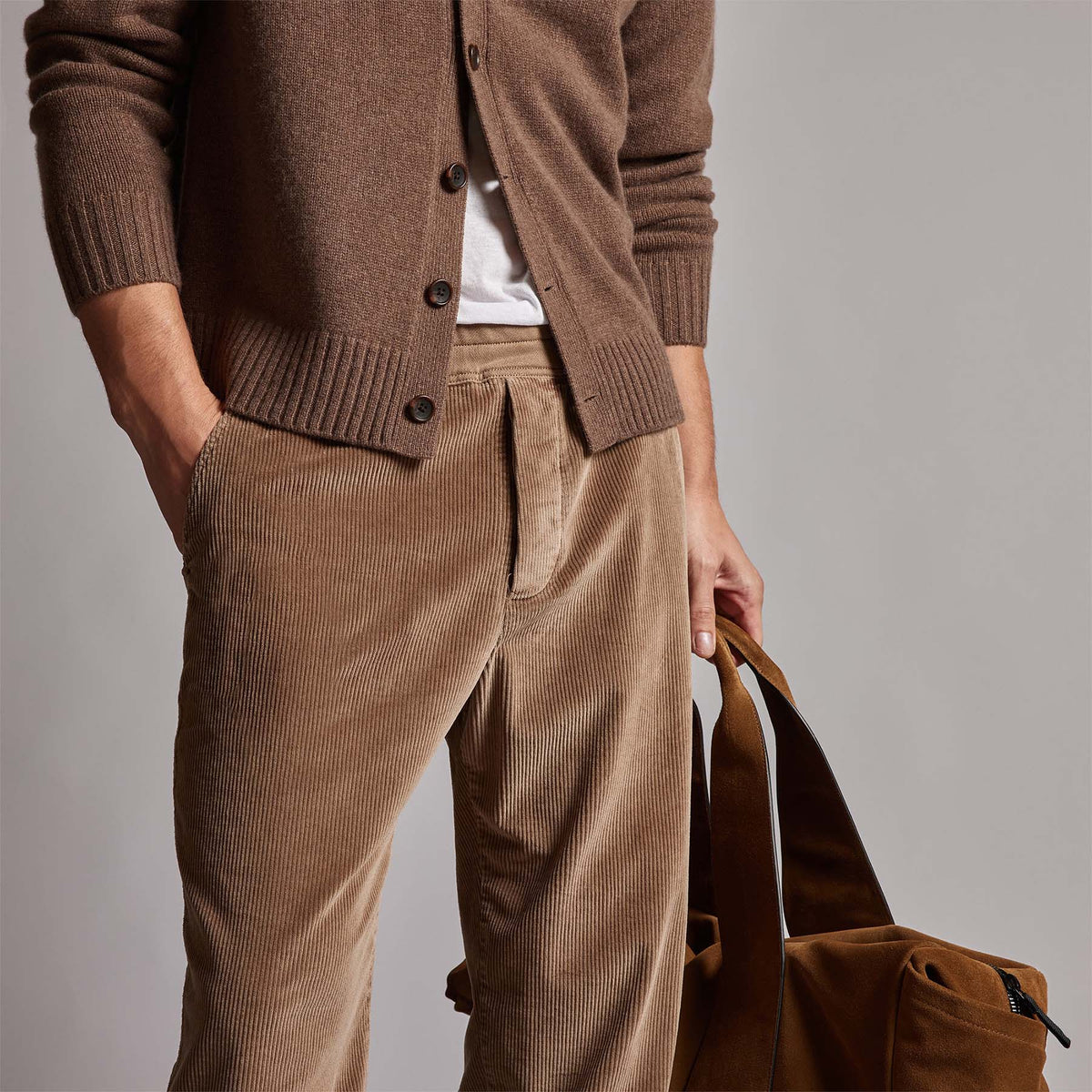 Relaxed Fit Corduroy Chino in Chestnut Pigment | James Perse Los Angeles