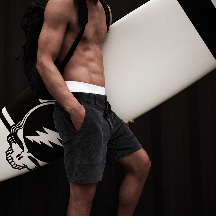Venice Beach Corduroy Short in Maine Pigment | James Perse Los Angeles