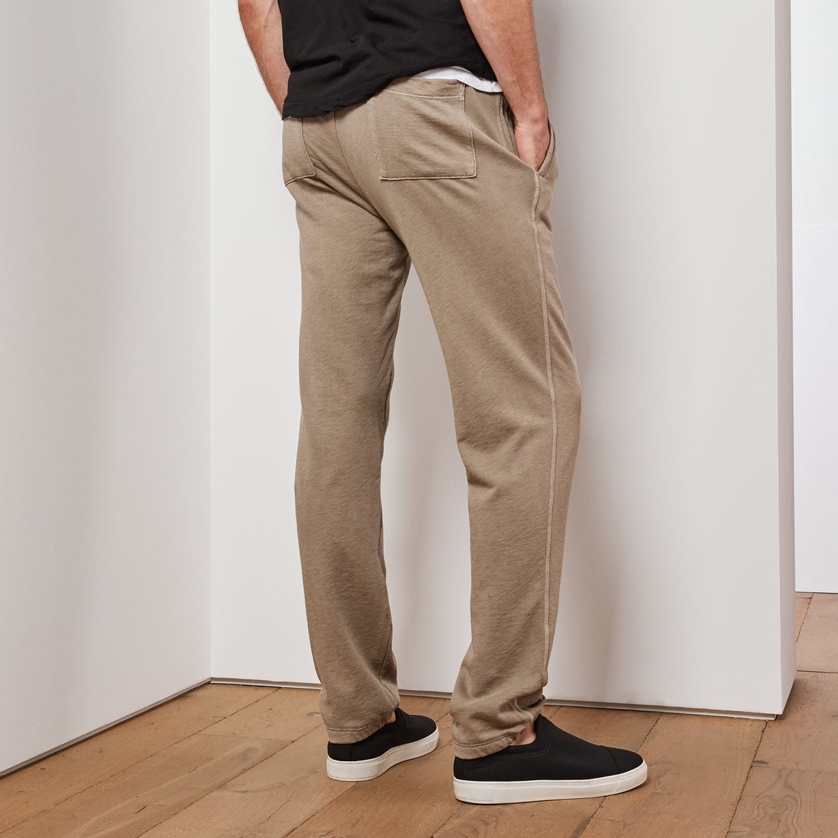 Vintage Fleece Sweatpant In Fawn Pigment | James Perse Los Angeles