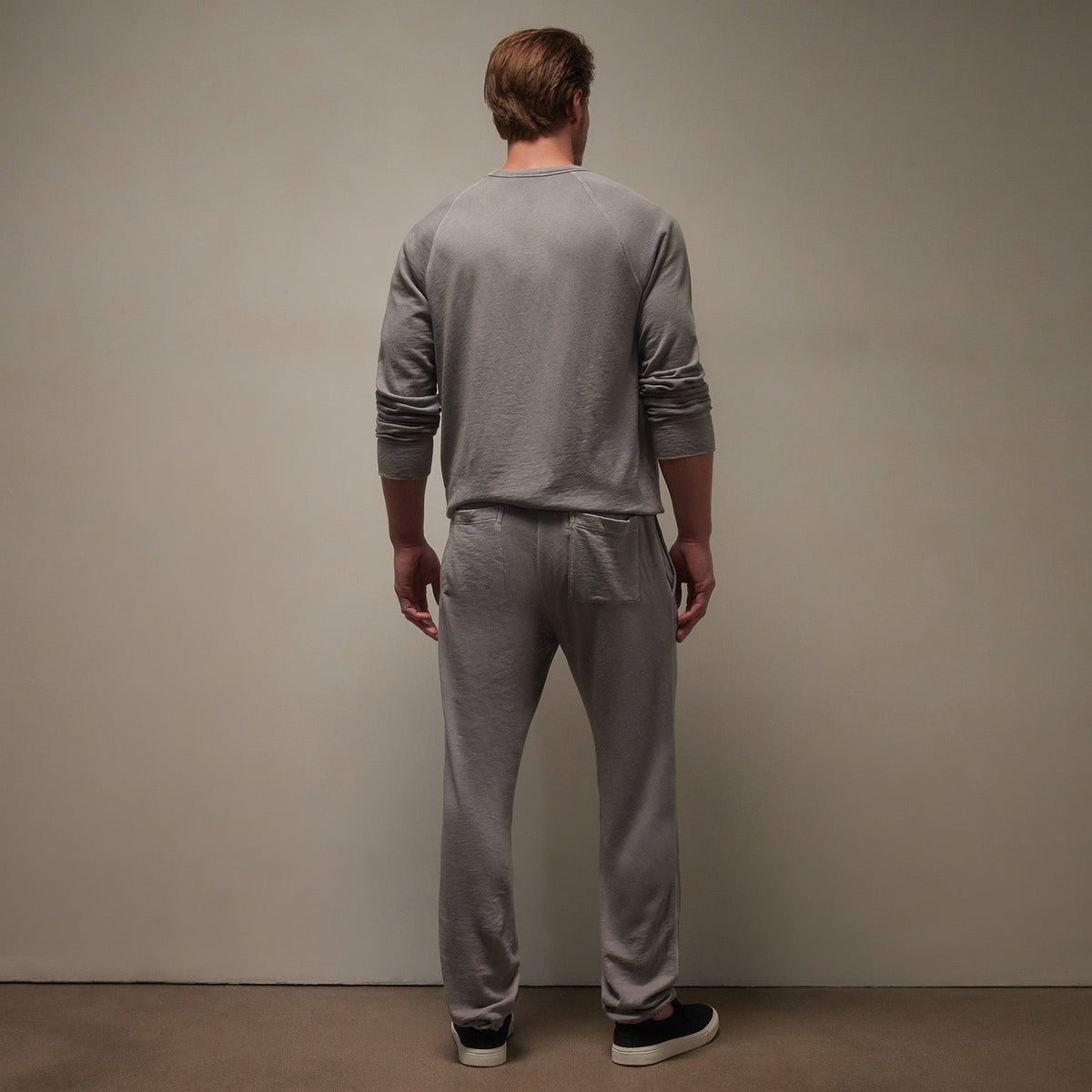 Vintage French Terry Sweatpant in Silver Grey Pigment | James Perse Los Angeles