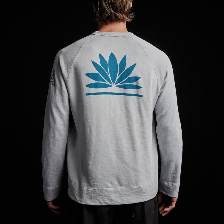 Pullover Raglan Lotus & Ca in Blue Fog Pigment | James Perse Los Angeles