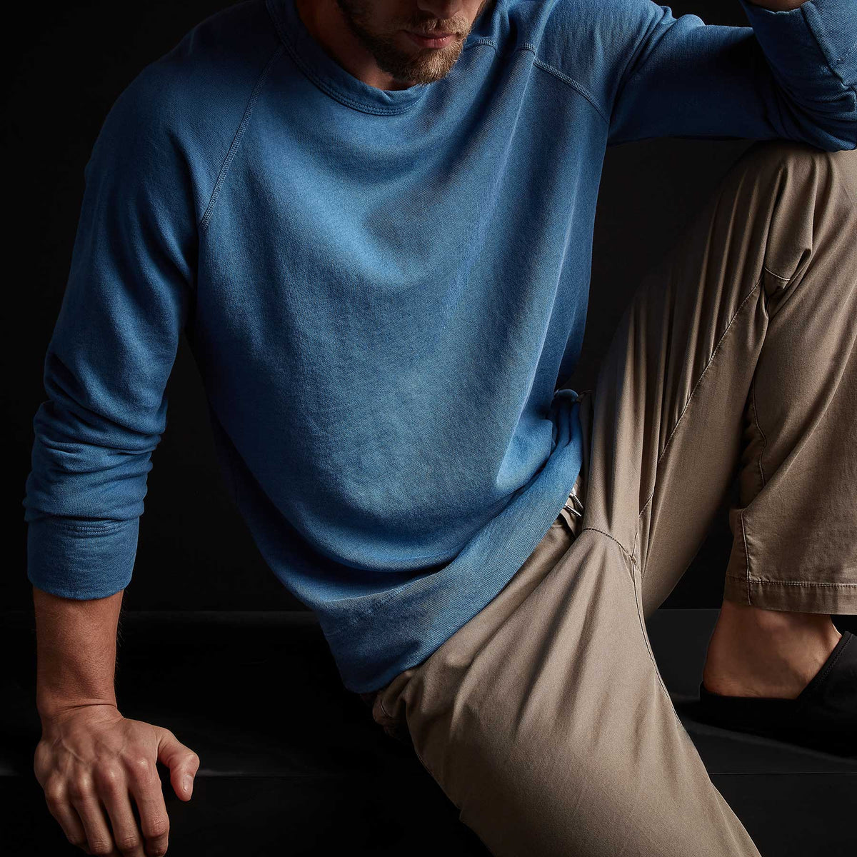 Vintage French Terry Sweatshirt in Bolt Pigment | James Perse Los Angeles