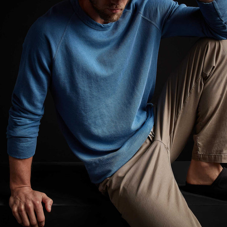 Vintage French Terry Sweatshirt in Bolt Pigment | James Perse Los Angeles