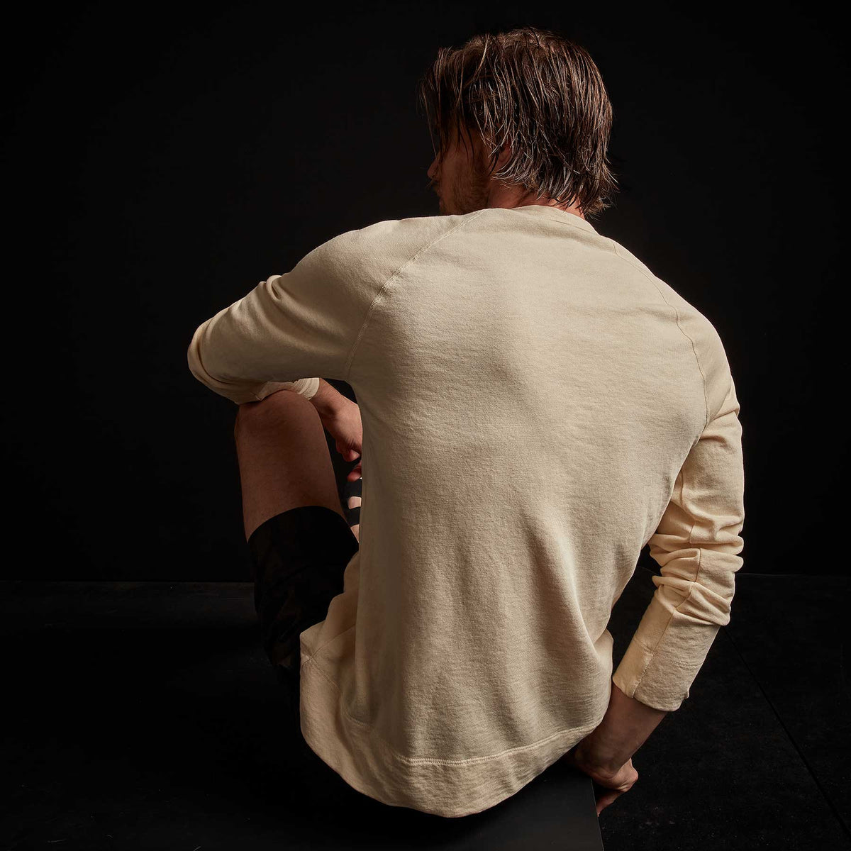 Vintage French Terry Sweatshirt in Gesso Pigment | James Perse Los Angeles