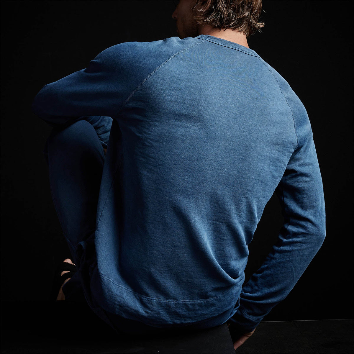 Vintage French Terry Sweatshirt in Lake Pigment | James Perse Los Angeles