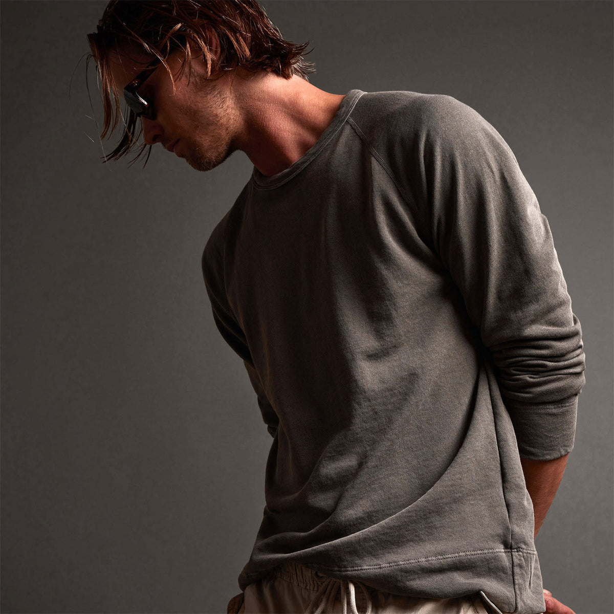 Vintage French Terry Sweatshirt in River Rock Pigment | James Perse Los Angeles