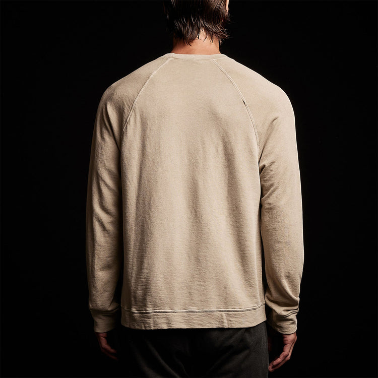 French Terry Raglan Sweatshirt in Biscuit Pigment | James Perse Los Angeles