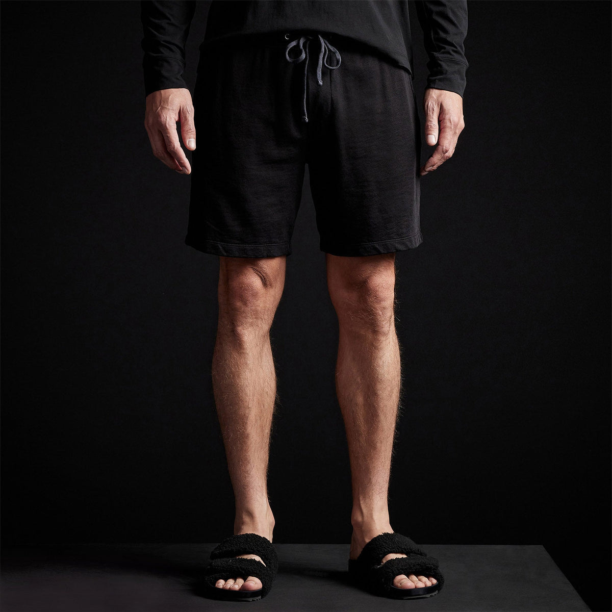 Classic Sweat Short in Black | James Perse Los Angeles