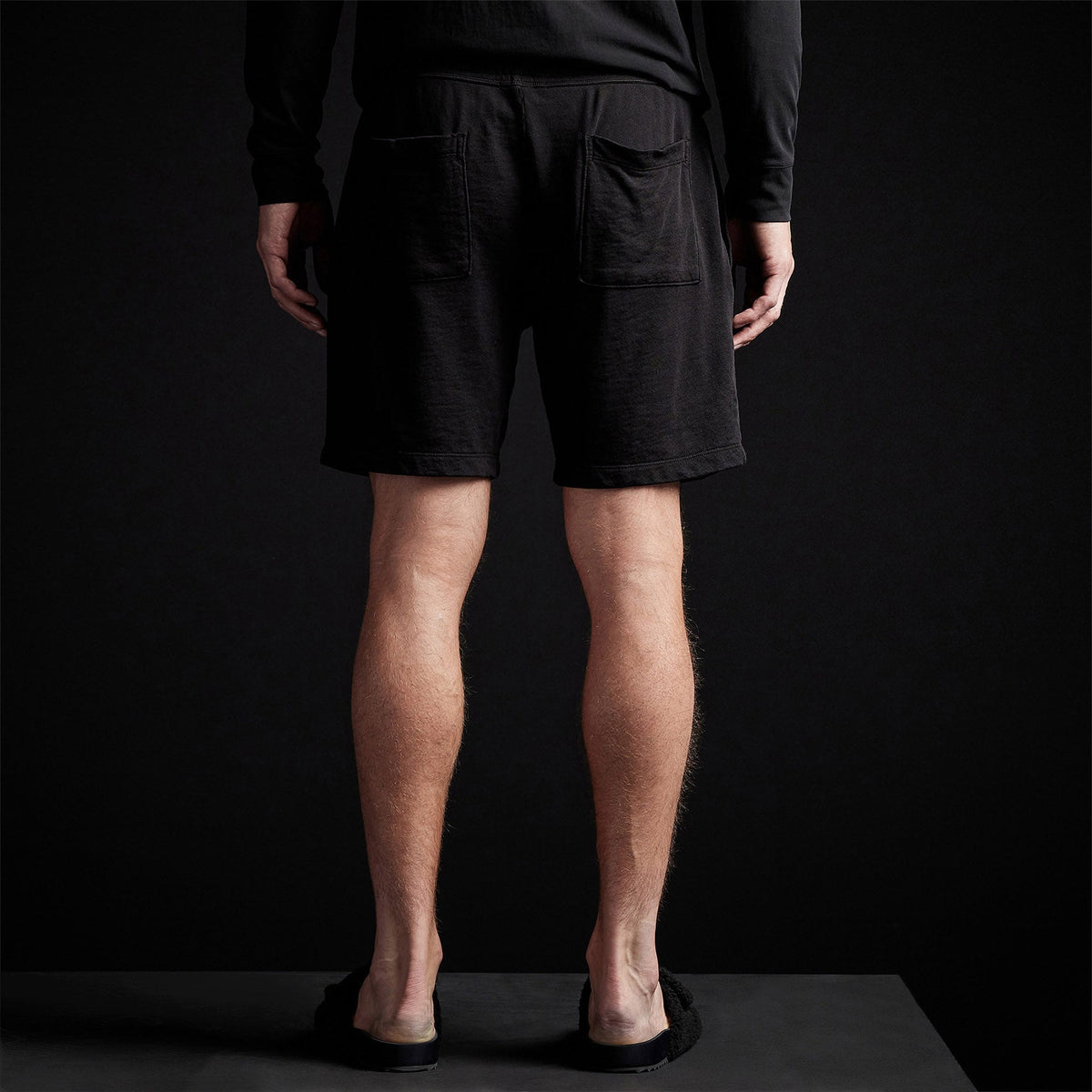 Classic Sweat Short in Black | James Perse Los Angeles