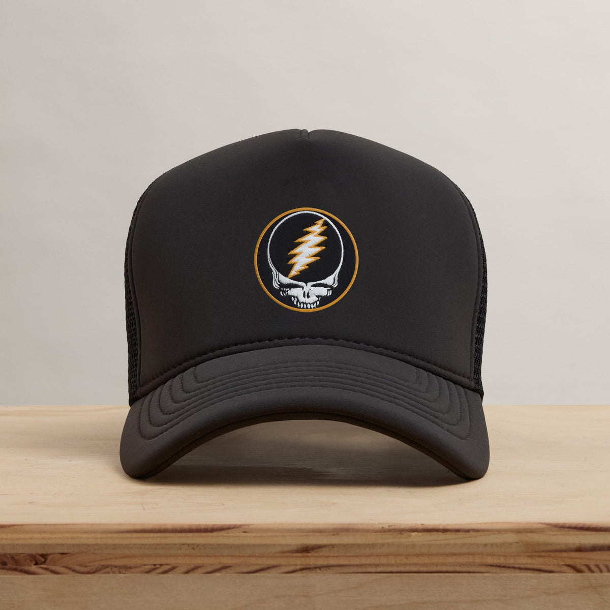 Grateful Dead Patch Trucker in Carbon Grey | James Perse Los Angeles