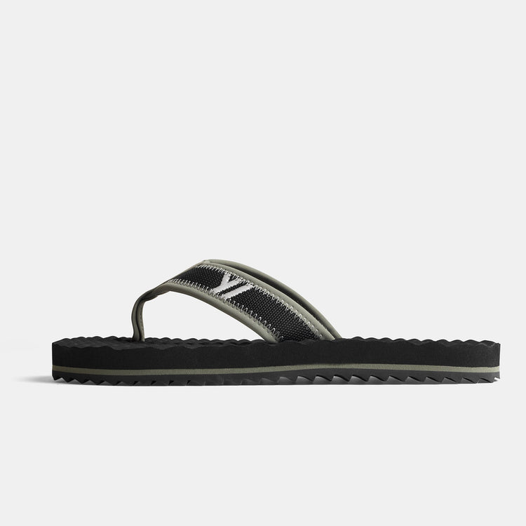 Y/OSEMITE Sport Flip Flop   Kids In Black/Grey | James Perse Los Angeles