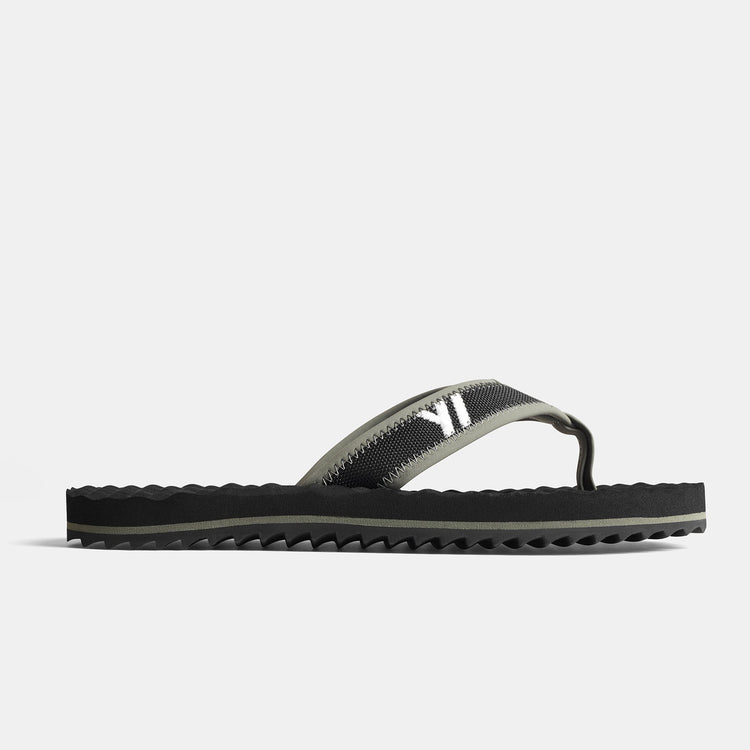 Y/OSEMITE Sport Flip Flop   Kids In Black/Grey | James Perse Los Angeles