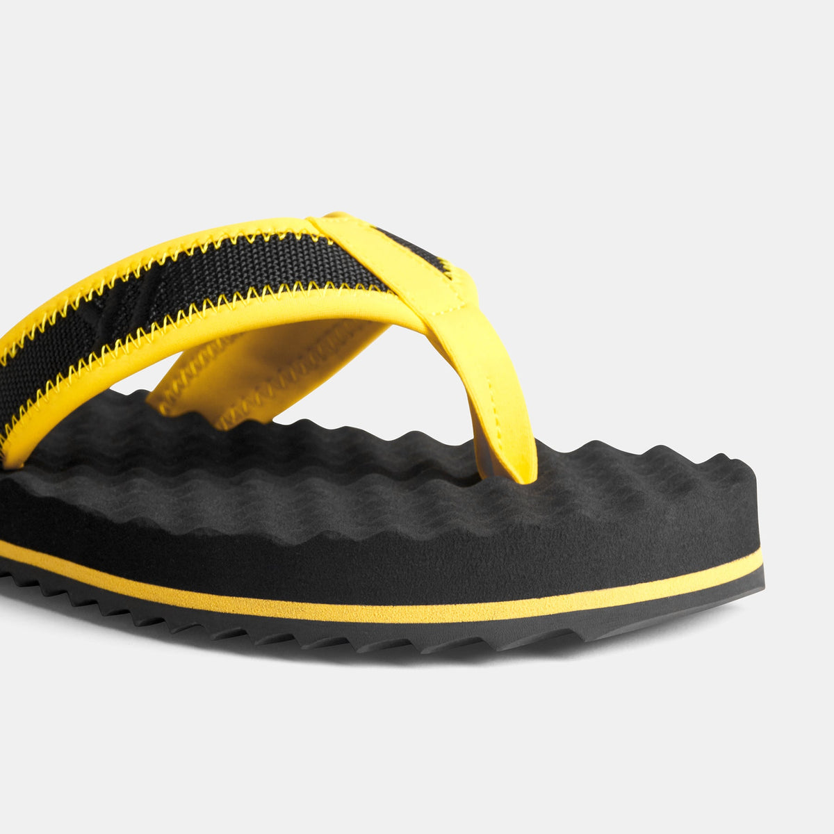 Y/OSEMITE Sport Flip Flop   Kids In Black/Yellow | James Perse Los Angeles